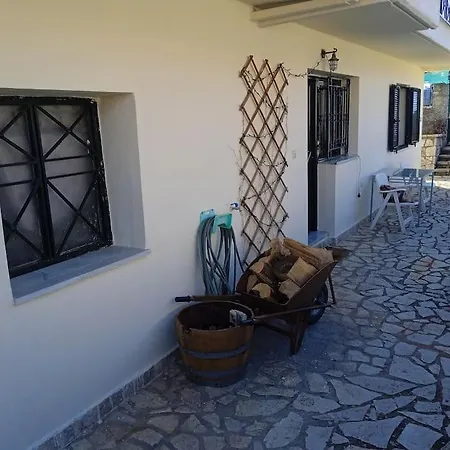 Διαμέρισμα Katafygio Vytinas