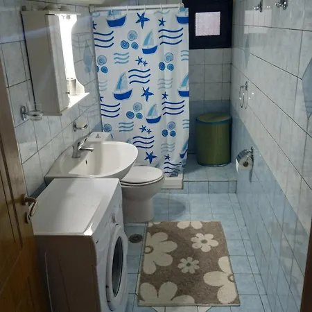 Katafygio Vytinas Appartement Vitina