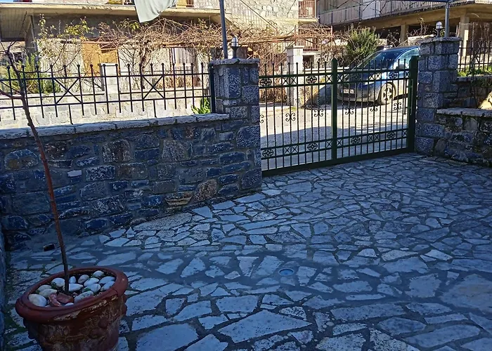 Katafygio Vytinas Apartamento Vytina